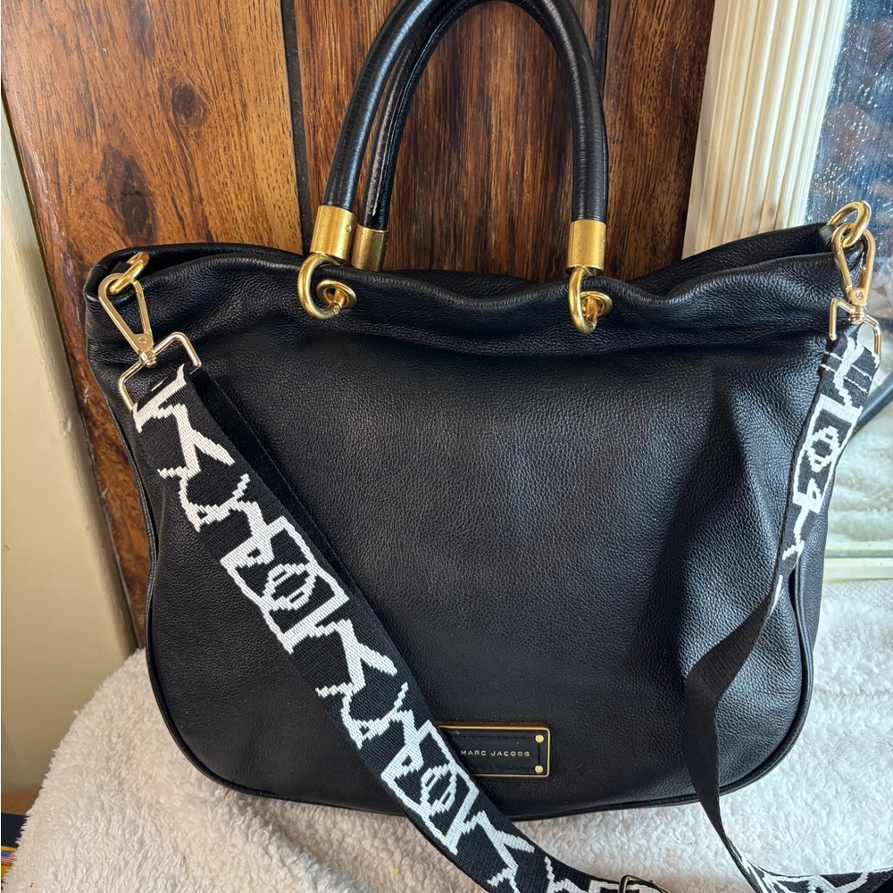 ⭐️Marc Jacobs "Too Hot to Handle" Sexy Black Leather Bag with COA
